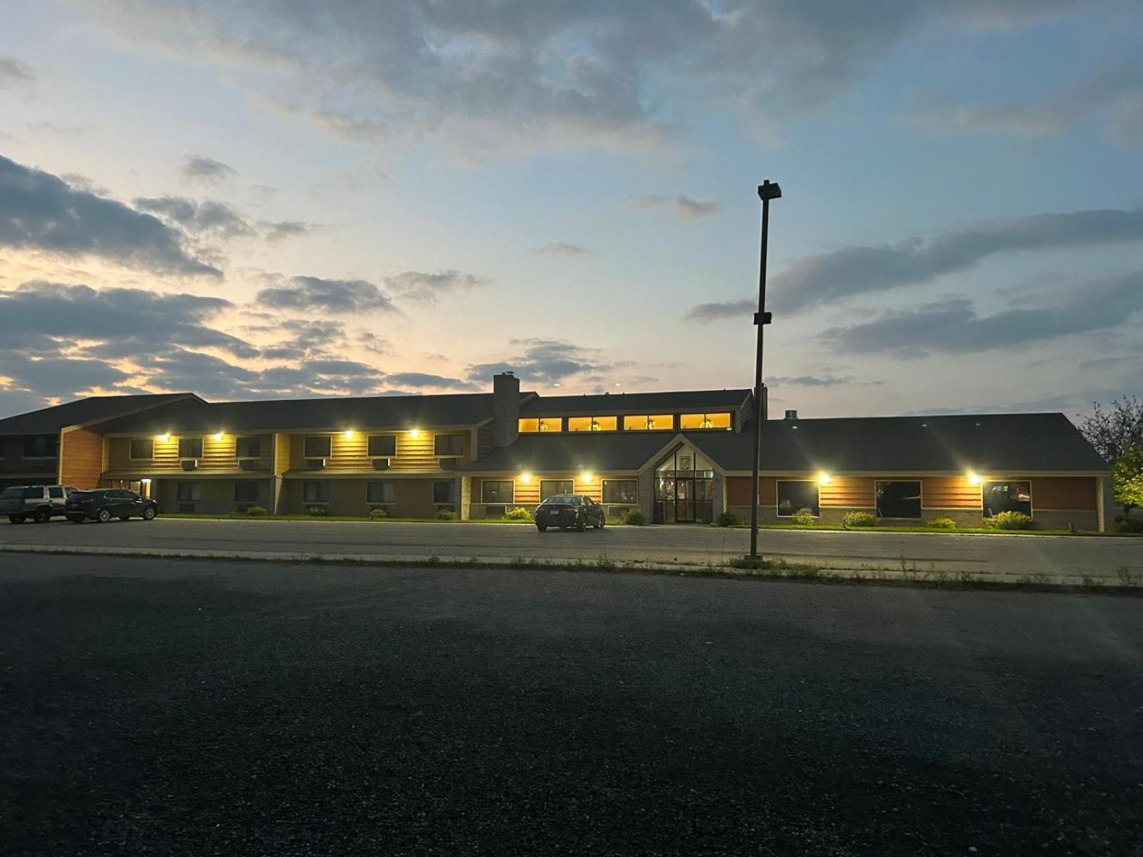 Northwoods Inn & Suites - Blackduck Exteriér fotografie